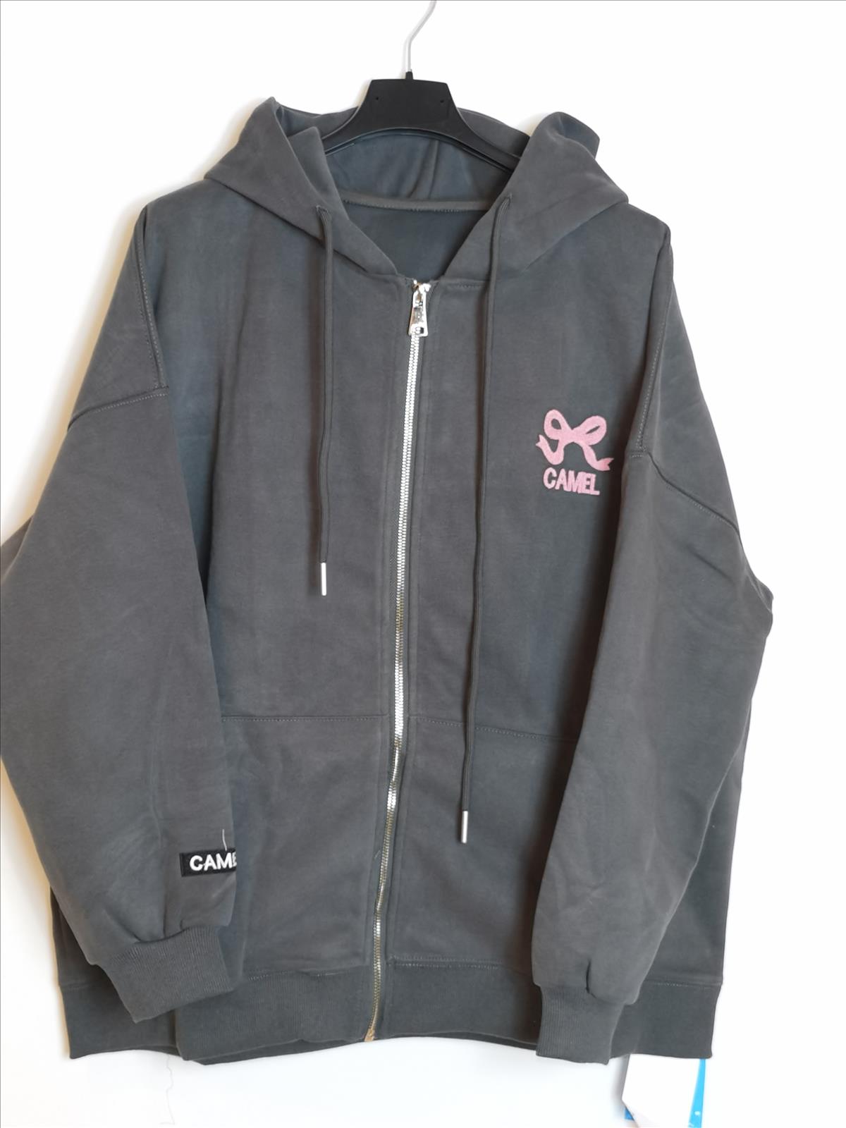 Besticktes Sweatshirt